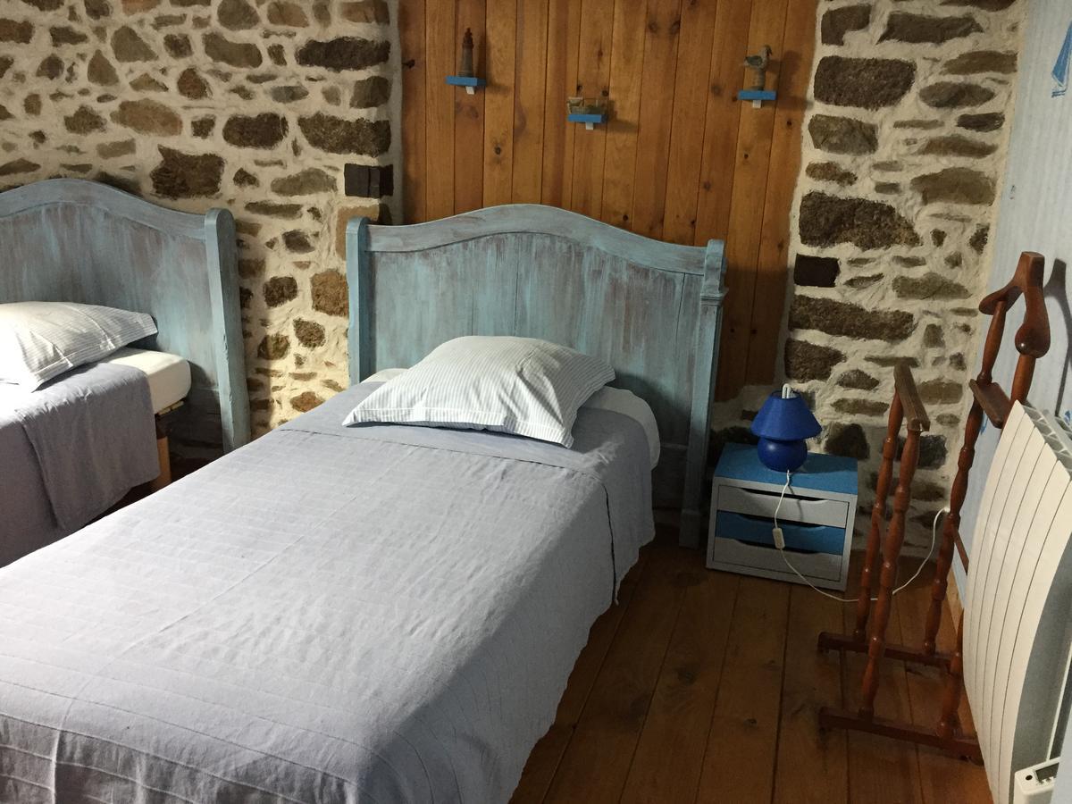 Gites Au Clos Du Lit Saint-Aaron Eksteriør billede