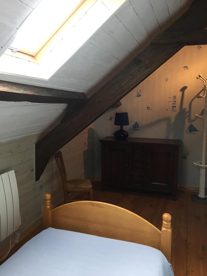Gites Au Clos Du Lit Saint-Aaron Eksteriør billede